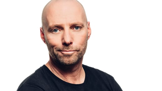 AI-transformation inom industrin: Hylltekniks resa mot framtiden